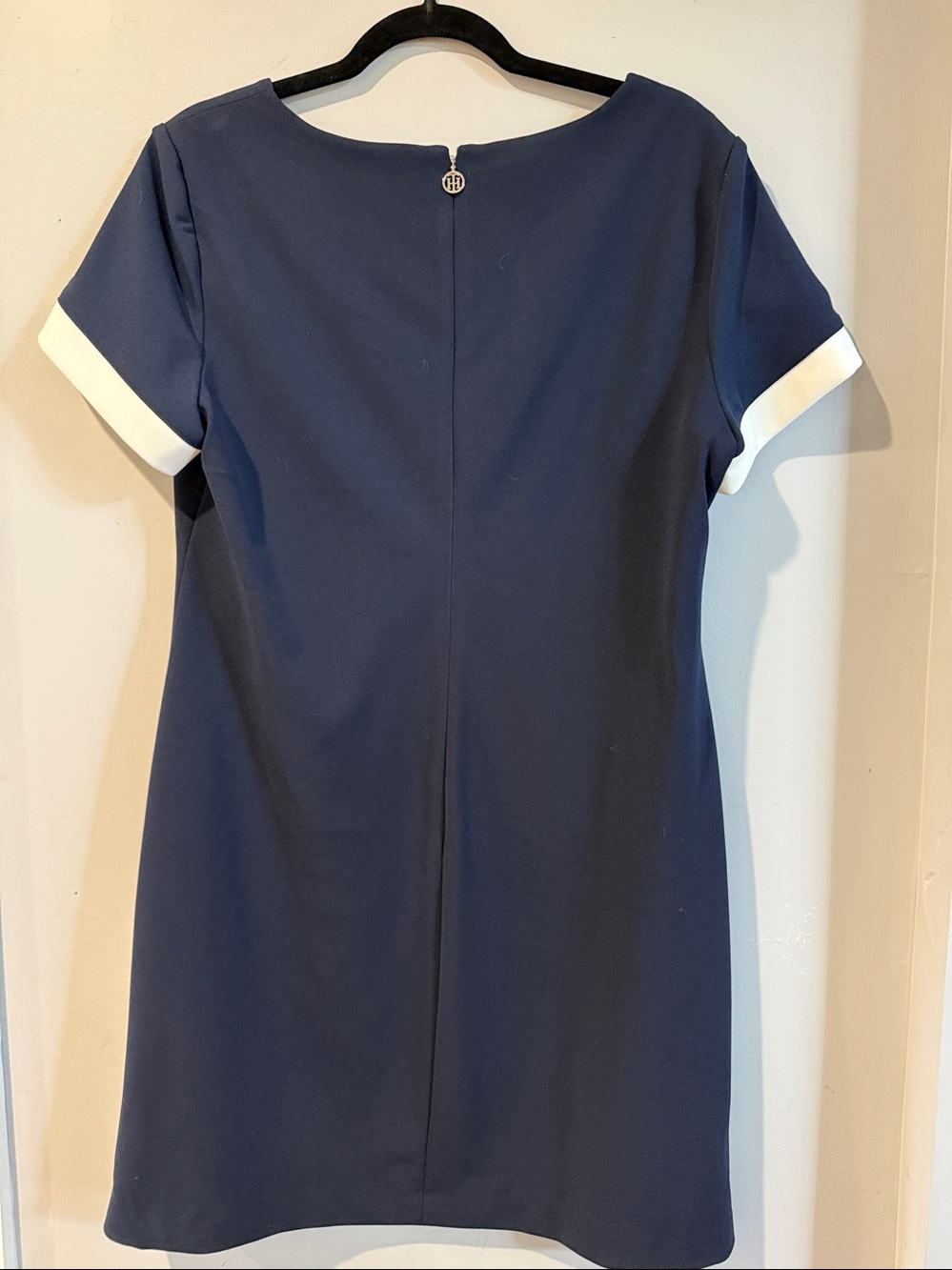 Tommy Hilfiger Navy Mini Dress with White Trim - Picture 4 of 6